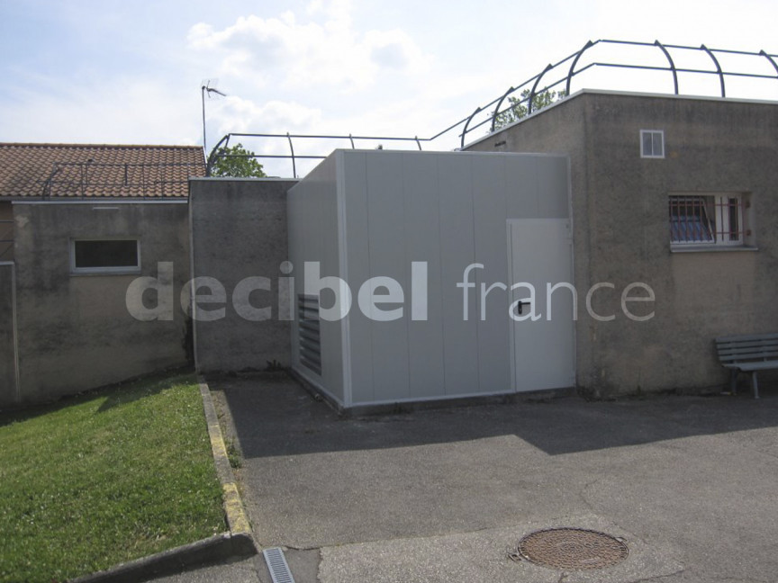 Dalkia insonorisation groupe froid établissement scolaire (69)