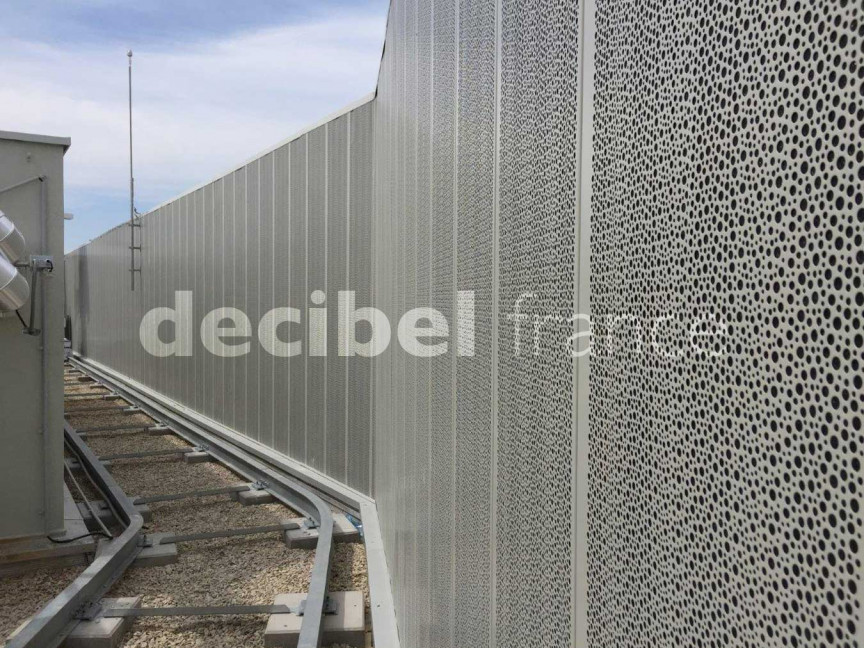 écrans acoustiques sur terrasses techniques d’un campus