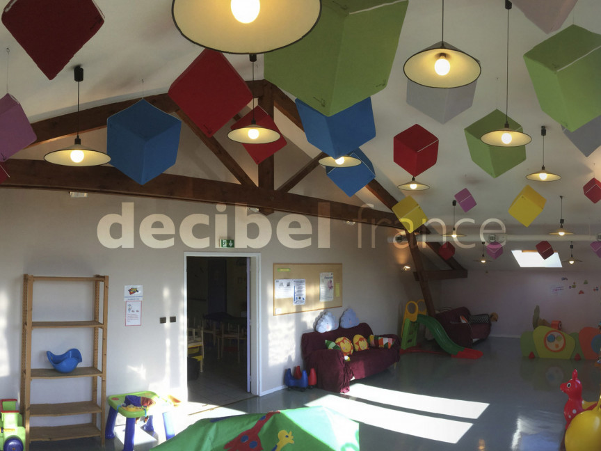 Traitement acoustique pour insonoriser un espace dédié à la petite enfance